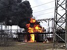 Hoící elektrárna v obci asa v Luhanské oblasti (22. února 2022)