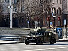 Ukrajinské armádní vozidlo v ulicích hlavního msta Kyjev po konci zákazu...