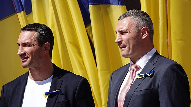 Vitalij a Vladimir Kličkovi v Kyjevě. (23. srpna 2020)
