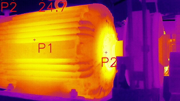 Motor lanovky a p�evodovou ��st v horn� stanici prohl�dl specializovan� pr�myslov� dron osazen� nejmodern�j�� radiometrickou kamerou s nejvy���m mo�n�m rozli�en�m.
