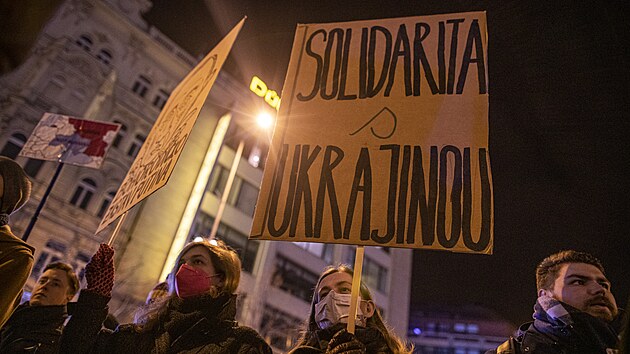 Demonstrace v Praze na podporu Ukrajiny během ruské agrese (22. února 2022)