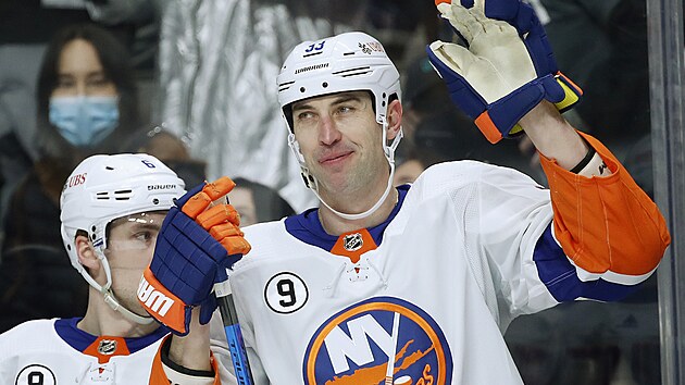 Zdeno Chra zdrav fandy New York Islanders, pekonal rekord Chrise Cheliose v potu odehranch zpas obrncem.