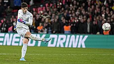 Kepa Arrizabalaga, gólman Chelsea, ve finále Ligového poháru proti Liverpoolu...