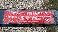 Provozovatel Nextbike zru�il nap�íklad i stanovi�t� v ulici U Hr�bk� na...
