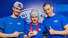 Kometa má t�i medailisty z olympiády v Pekingu, zleva branká� Matej Tomek,...
