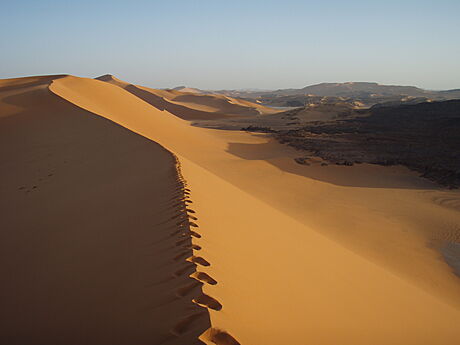 Z vrcholku psench dun je ndhern vhled i stovky kilometr daleko.