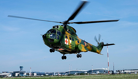 Vrtulník  IAR 330 Puma (ilustraní snímek)