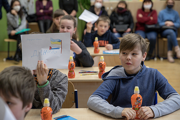 Bezprizorní mladí Ukrajinci? K přijetí na střední školy potřebují češtinu