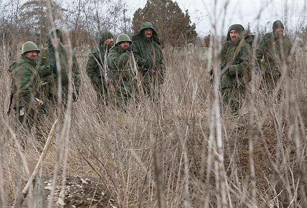 Ruská armáda přeskupuje síly, chystá útok na východě, tvrdí generální štáb