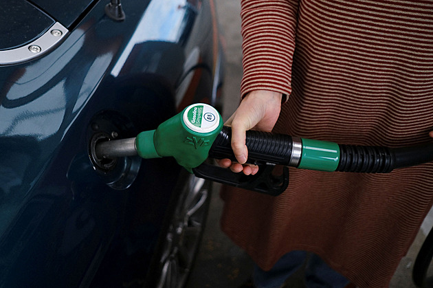 Po prázdninách vzrostly ceny paliv, nafta zdražila o více než 2 koruny za litr