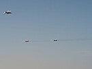 Formace ty ruských bojových letoun naruila ve stedu krátce vzduný prostor...