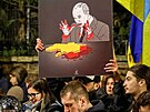 Protest Ukrajinc ped ruskou ambasádou v Londýn (24. února 2022)