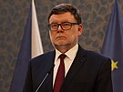 Ministr financí Zbynk Stanjura hovoí na tiskové konferenci po jednání vlády....
