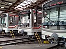 Soupravy metra 81-71M v depu Zlin