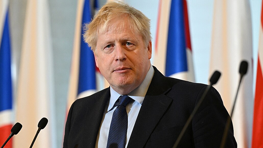 Britský premiér Boris Johnson (1. března 2022)