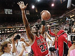 Michael Jordan z Chicago Bulls po vít�zném finále NBA 1993