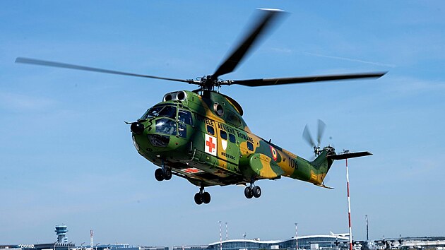 Vrtulník  IAR 330 Puma (ilustraní snímek)