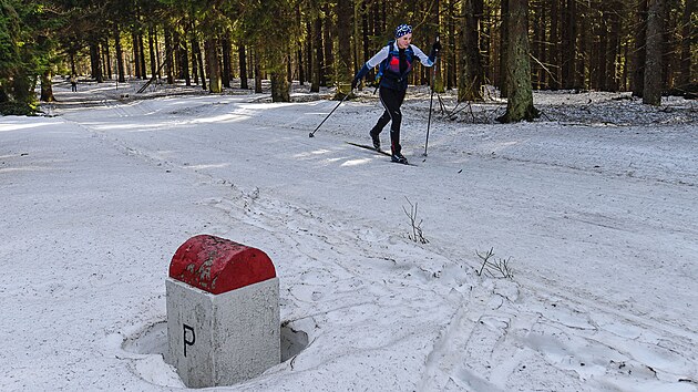 Zkusili jsme zimní přechod hřebene Rychlebských hor na backcountry lyžích -  iDNES.cz