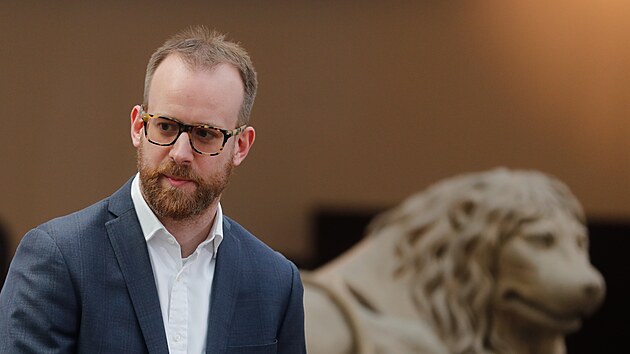 Ond�ej Kol�� je �esk� politik a pr�vn�k, od roku 2021 poslanec Poslaneck� sn�movny P�R. (3. b�ezna 2021)