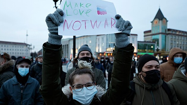Rusov v Kaliningradsk oblasti protestuj proti rusk invazi na Ukrajinu. (24. nora 2022)