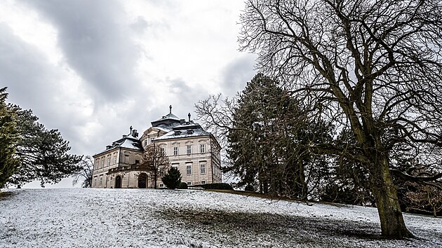 Rekonstrukce budov na zámku Karlova Koruna v Chlumci nad Cidlinou (25. 2. 2022)