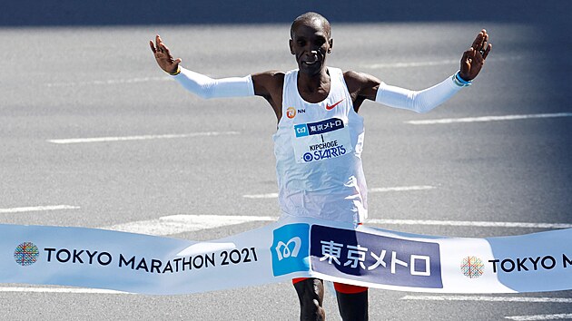 Eliud Kipchoge prv ovldl Tokijsk maraton.
