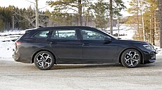 Skica nové �kody Superb od nezávislého designéra Petra Sieberta exkluzivn� pro iDNES.cz.