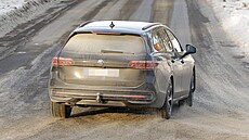 Skica nové �kody Superb od nezávislého designéra Petra Sieberta exkluzivn� pro iDNES.cz.