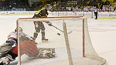 Hokejová extraliga, 43. kolo, Litvínov - Hradec Králové. Litvínovský úto�ník...
