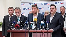 Poslanci SPD kritizovali ve Snmovn dodávky zbraní z eska Ukrajin, která...