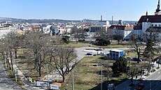 Chodníky na Moravském nám�stí v Brn� tvo�í p�ticípou hv�zdu, co� se po práv�...