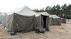 V roce 2015 byl pro uprchlíky postaven v Beclavi improvizovaný stanový tábor....