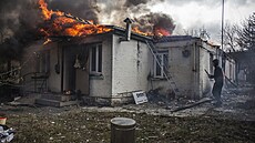 Dům ve městě Irpiň po ruském ostřelování (4. března 2022) | na serveru Lidovky.cz | aktuální zprávy