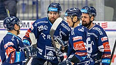 Vítkovická radost, zleva Petr Chlán, autor gólu Luká� Kren�elok, Patrik Koch a...