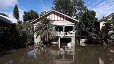 Austrálii suují rozsáhlé záplavy, elí jim i msto Lismore. (2. bezna 2022)