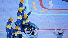 Ukrajinští paralympici při slavnostním zahájení her v Pekingu.
