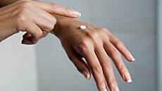 Ráno, alespo� jednou b�hem celého dne, ve�er, to je minimum pé�e, kterou musíte...