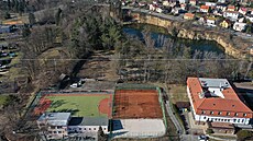 Ko�utecké jezírko v Plzni. Projekt Paluba Jezírko má oblíbenou rekrea�ní oblast...