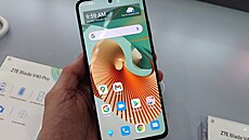 ZTE Blade V40 Pro
