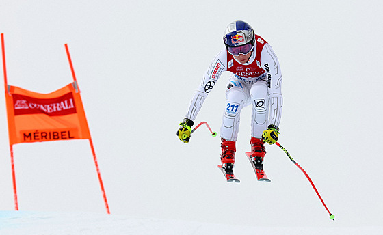 Ester Ledecká na trati sjezdu pi finále Svtového poháru v Courchevelu