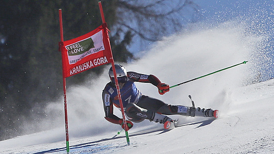 Henrik Kristoffersen na trati obího slalomu v Kranjské Goe