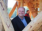Starosta Modr� a hlavn� inici�tor projekt� Archeoskanzenu a �iv� vody Miroslav...