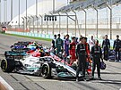 Takto se jezdci F1 fotili bhem pedsezonních test v Bahrajnu.
