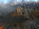 Dron ukázal pohled na znienené ukrajinské msto Mariupol