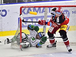 Čtvrtfinále play off hokejové extraligy - 1. zápas: Mountfield Hradec Králové -...