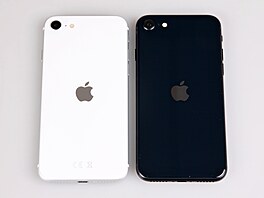 iPhone SE (2022) a iPhone SE (2020)