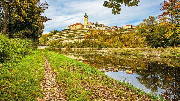 M�ln�k � m�sto soutoku dvou na�ich nejdel��ch �ek a tak� nejni��� bod na Stezce st�edozem�m