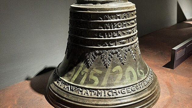 Zvon byl ulit v roce 1691 v žitavské zvonařské dílně Martina Zorbeho.