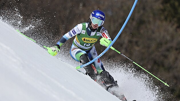 Andreja Slokarov ve druhm kole slalomu v Mribelu.