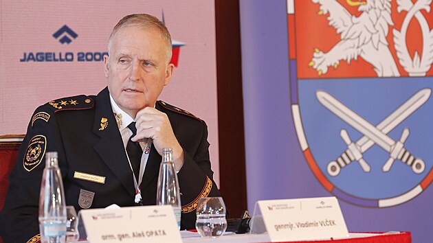 Generální ředitel Hasičského záchranného sboru České republiky Vladimír Vlček na konferenci Naše bezpečnost není samozřejmost (10. března 2022)